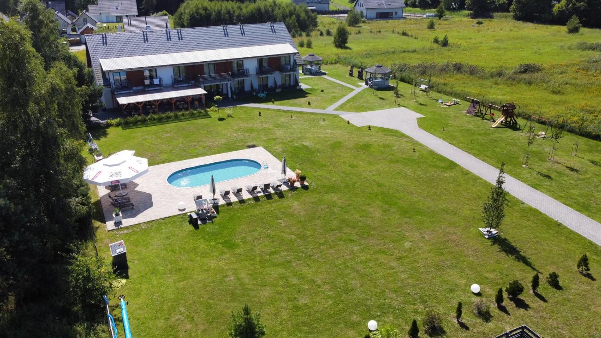 Homestay Goscinne Kameralnie - Basen Z Podgrzewana Woda Jantar