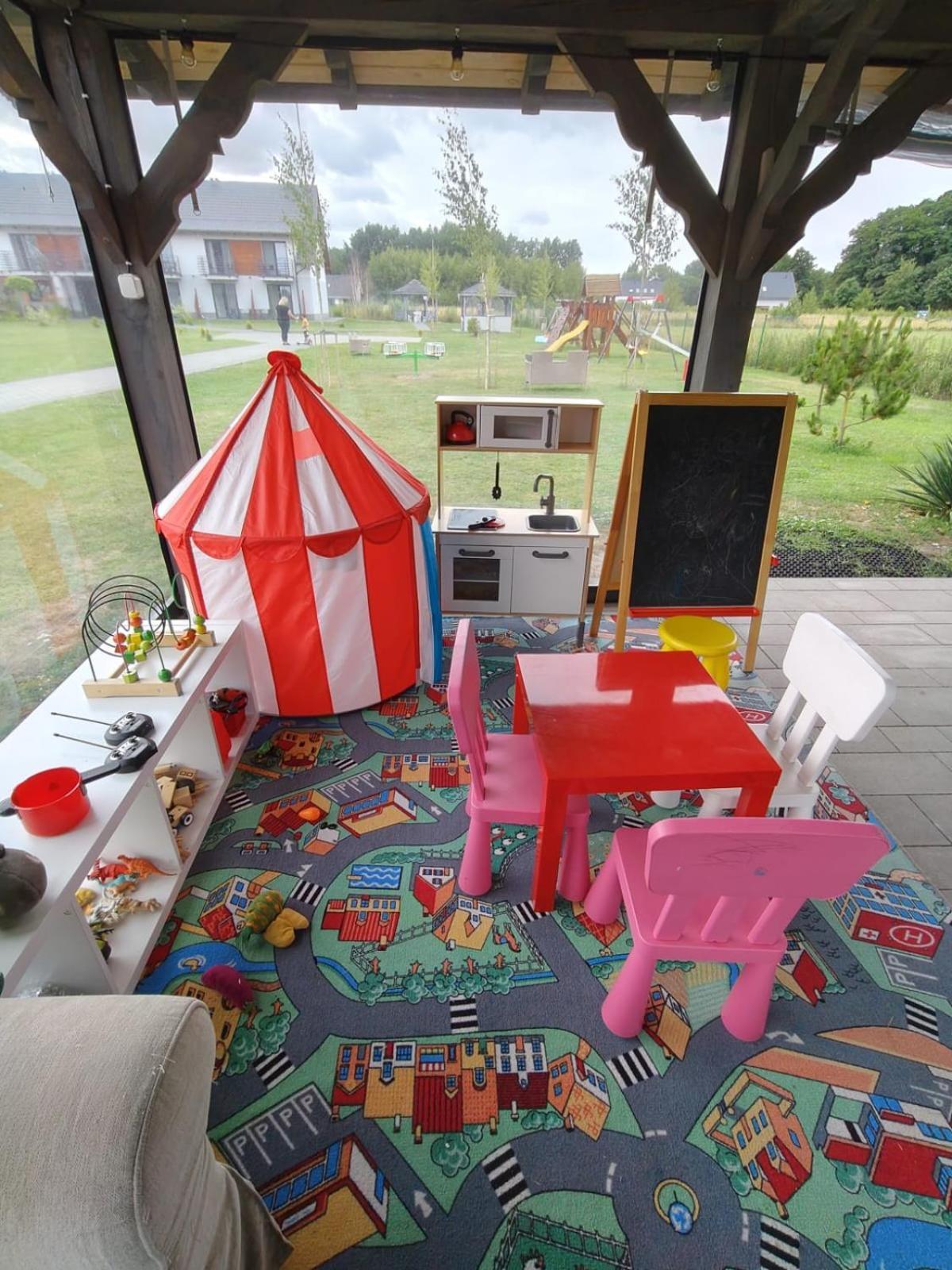 Homestay Goscinne Kameralnie - Basen Z Podgrzewana Woda *